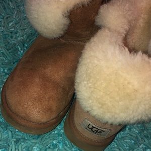 Uggs Button Bailey